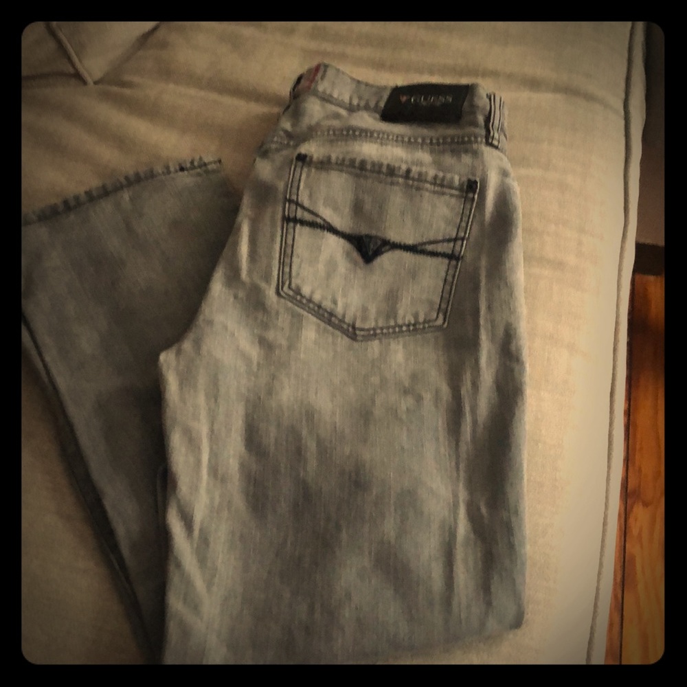 Men’s guess jeans